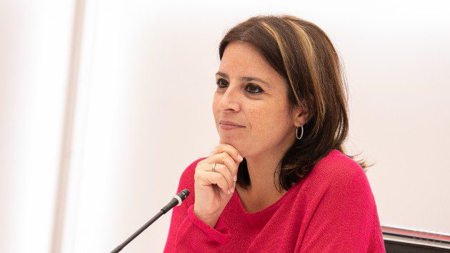 Adriana Lastra: Feijóo debería haber defendido nuestra democracia y en cambio ha preferido cuestionar al Gobierno de España